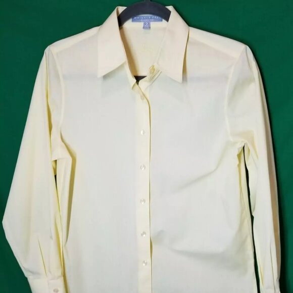 Foxcroft Shaped Fit Wrinkle Free Yellow Button Front Shirt Women Size 6P Office - Picture 1 of 7